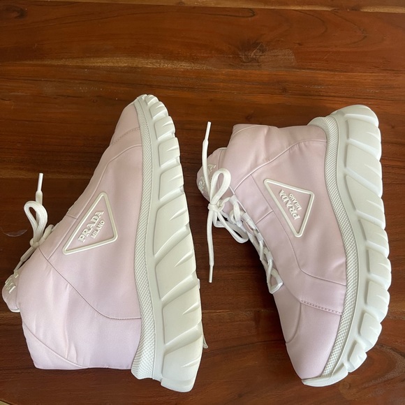 PRADA NYLON PIUMA ALABRASTO (pink) SNEAKERS - Picture 11 of 16